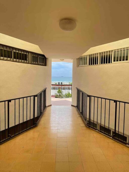 Appartement ‘’Los Pinos’’ 50m de la plage Grao de Castellon Exterior foto